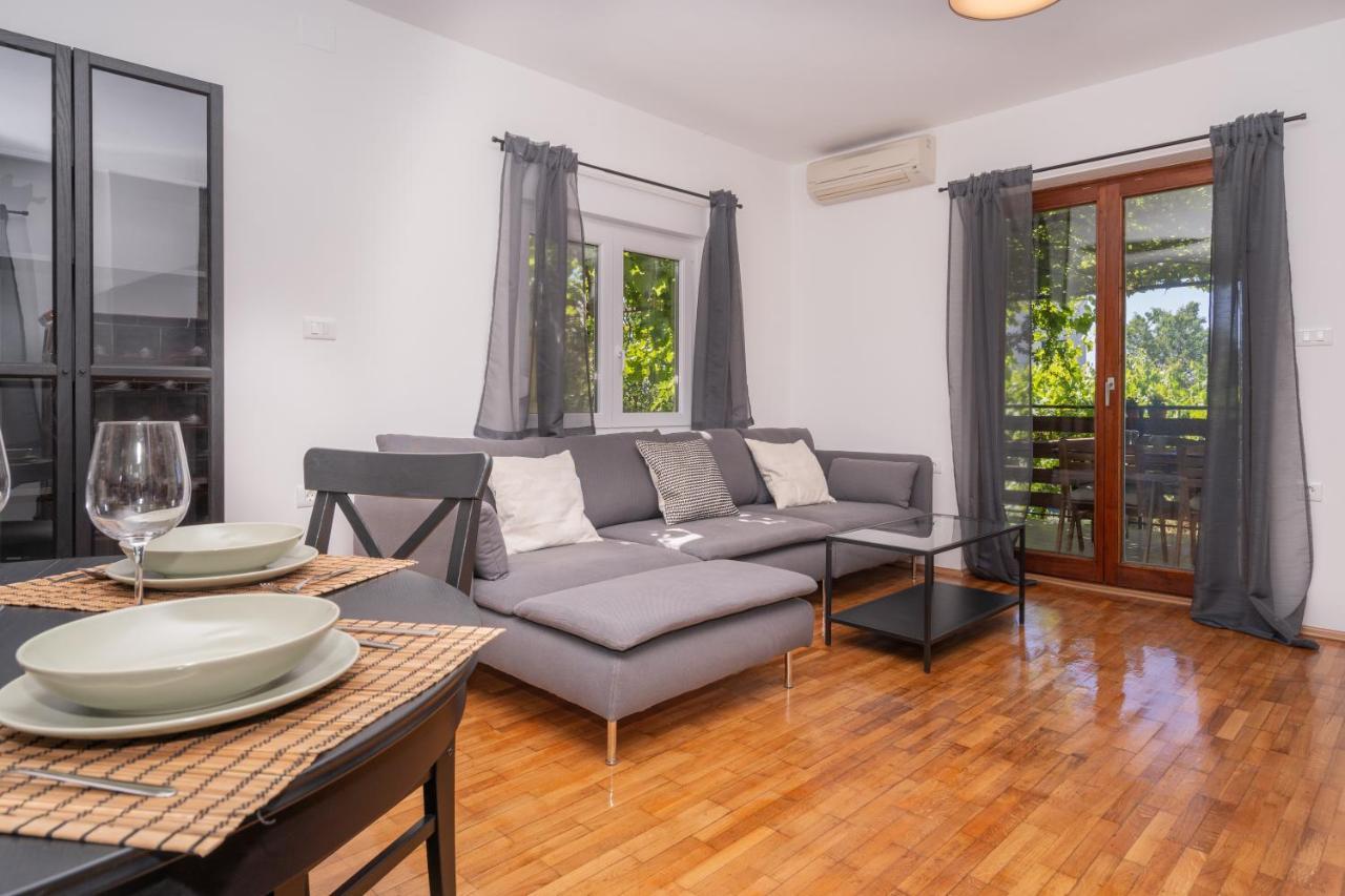 Visum Apartments Pula Exteriér fotografie